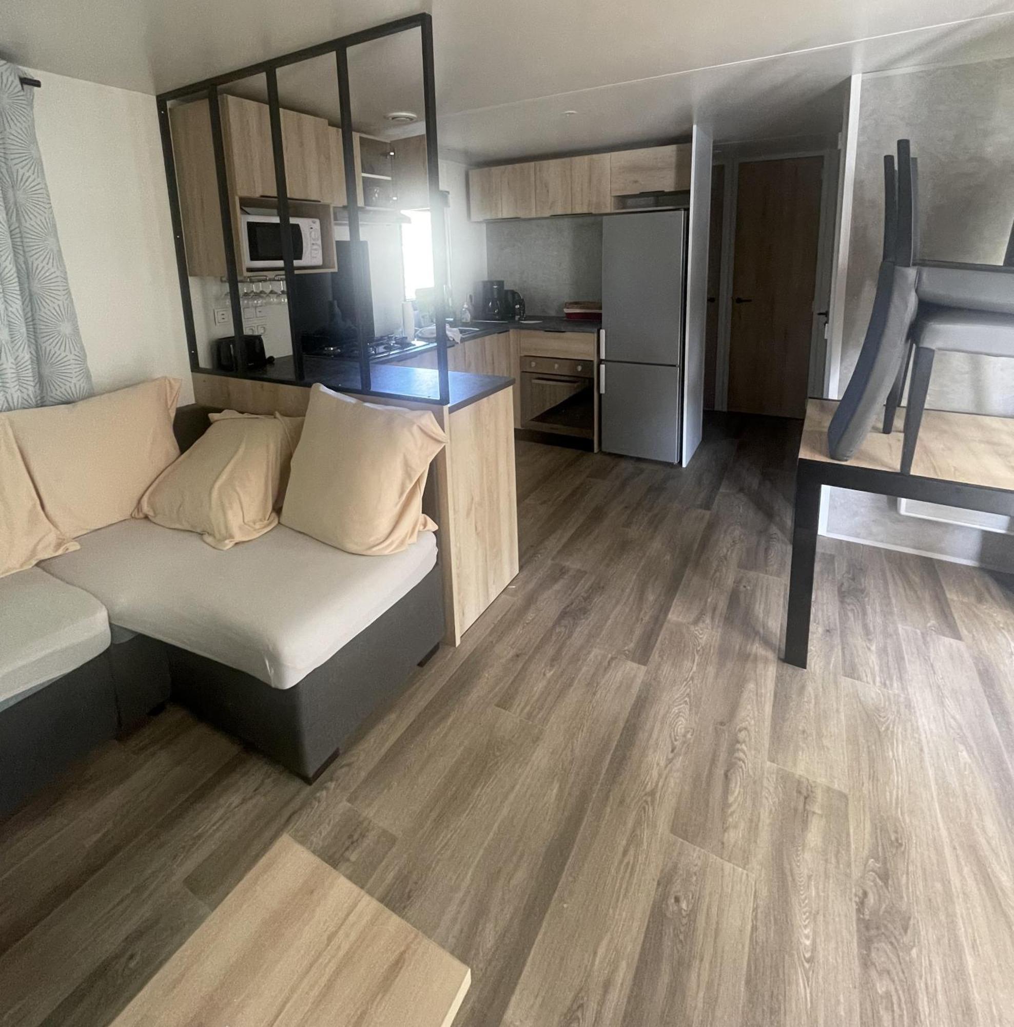 Mobil-Home Eucalyptus 1 วัลราส์-ปลาจ ภายนอก รูปภาพ